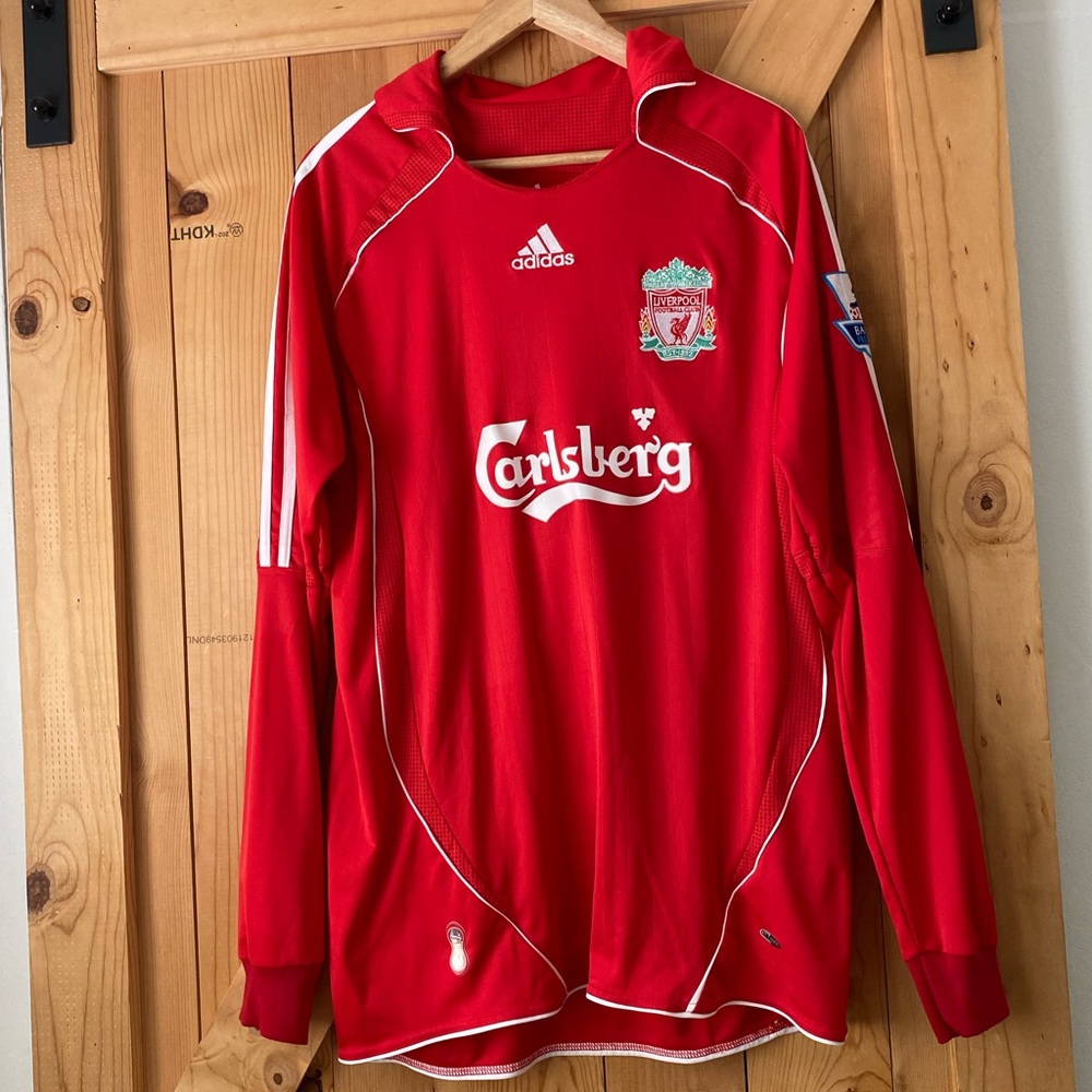 Liverpool England 2006-2008 jersey